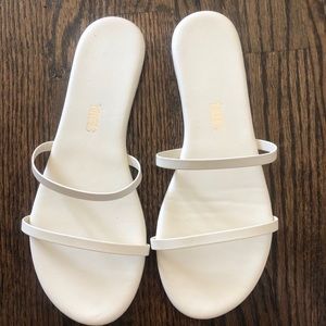 Tkees Gemma Sandal size 8